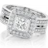 GLORIA HALO – Princess cut diamond halo split band engagement ring