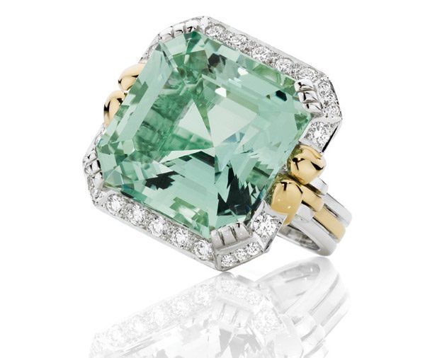 GOLDEN SEA BERYL – Diamond & mint green Beryl dress ring