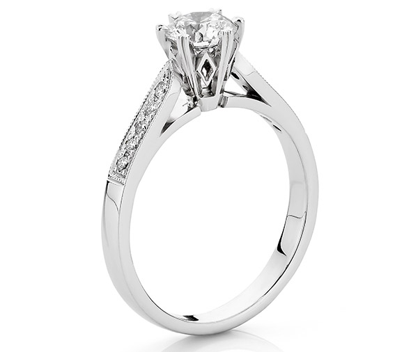 Vintage Fair 6 Claw Antique Set Diamond Engagement Ring