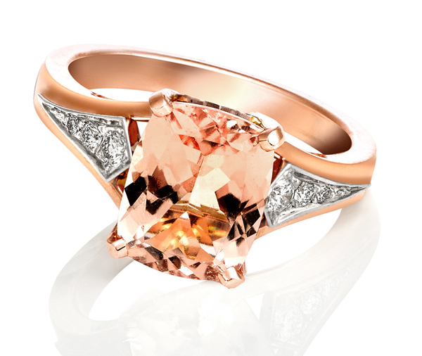 Apricot Dream: Morganite & Diamond Engagement Ring