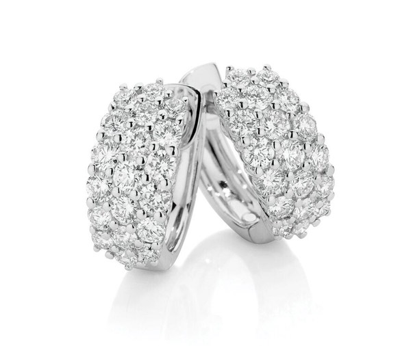 PAVE HUG ME – Pave diamond earrings