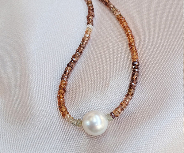 Pearl Tanduru Sapphire South Sea Necklace